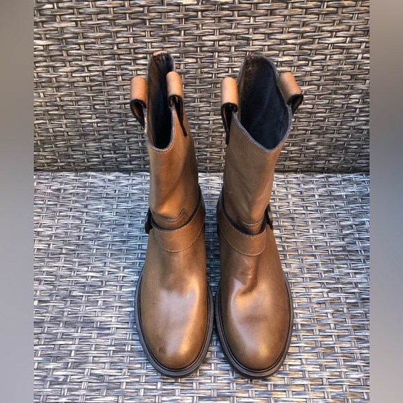 Jimmy Choo Calf Leather Vibram Sole Mid-Calf Boot - Size 40.5EU/7.5US NEW main image 6